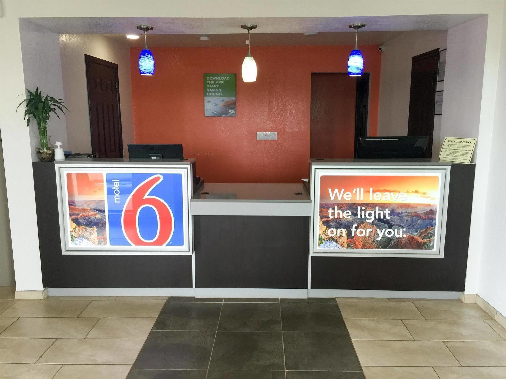 Days Inn By Wyndham Oklahoma City Nw Expressway Warr Acres Exteriör bild
