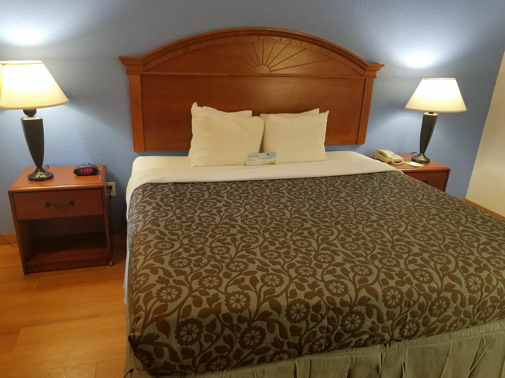 Days Inn By Wyndham Oklahoma City Nw Expressway Warr Acres Exteriör bild