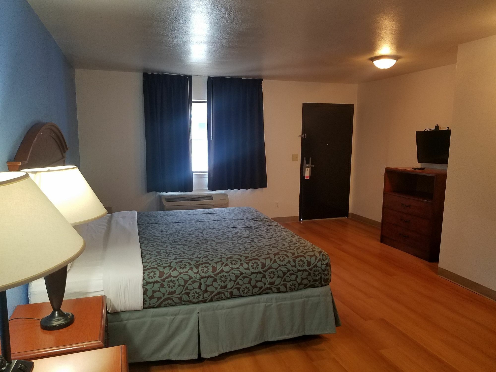 Days Inn By Wyndham Oklahoma City Nw Expressway Warr Acres Exteriör bild